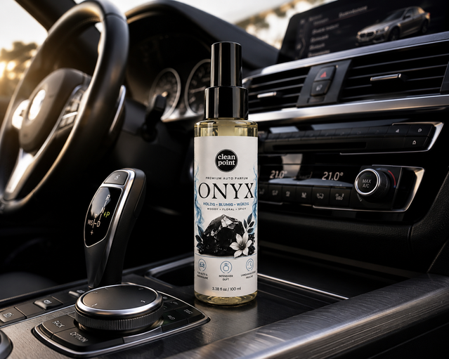 ONYX Premium Auto Parfum im Fahrzeuginnenraum für langanhaltende Frische